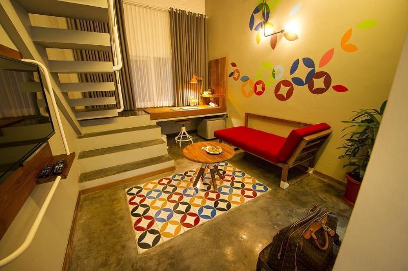 Lokal Hotel & Restaurant Yogyakarta Exterior photo